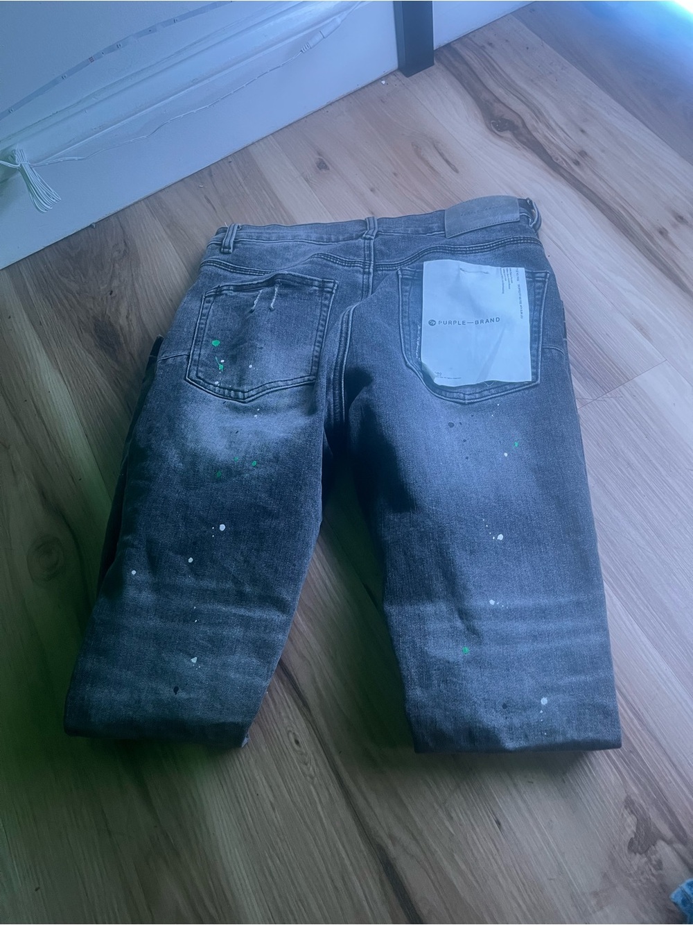 Slim Fit Gray Washed Jeans with Subtle Paint-Splatter